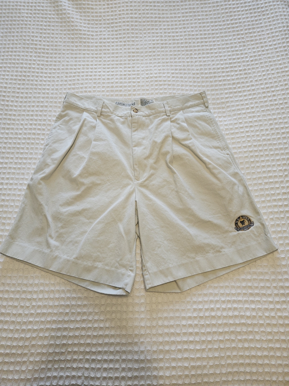 Izod Club Shorts, U.S. Open Congressional 1997 . Size 36 Pleated